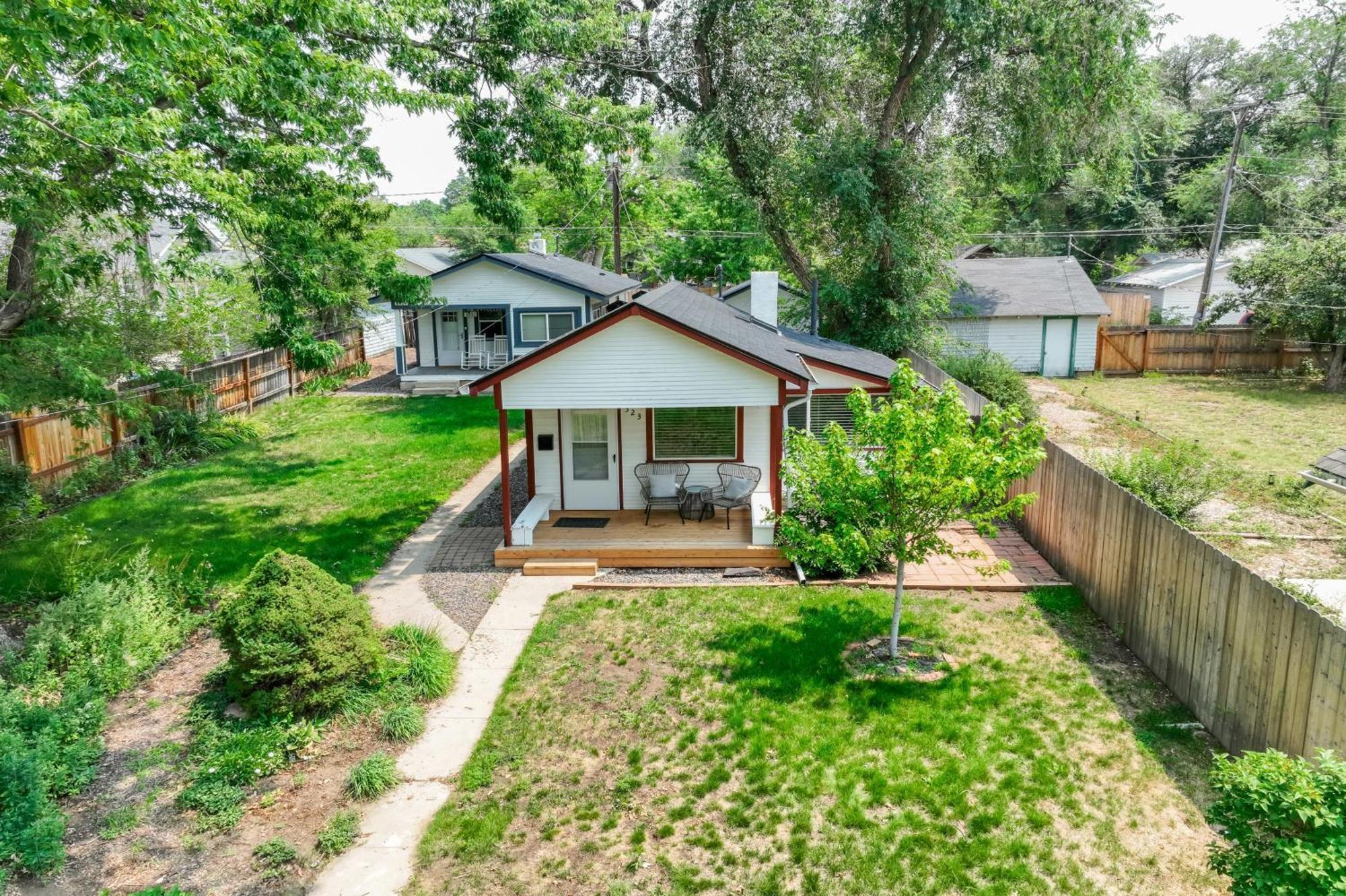 הוילה קולורדו ספרינגס Vintage Tiny House Cute 1Bdrm Big Appeal מראה חיצוני תמונה