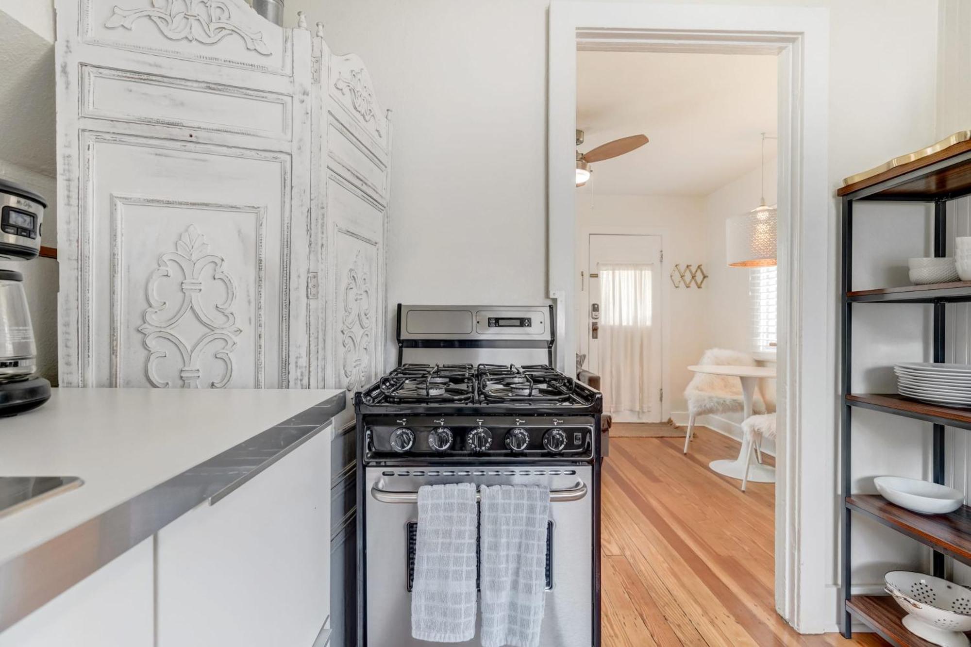הוילה קולורדו ספרינגס Vintage Tiny House Cute 1Bdrm Big Appeal מראה חיצוני תמונה